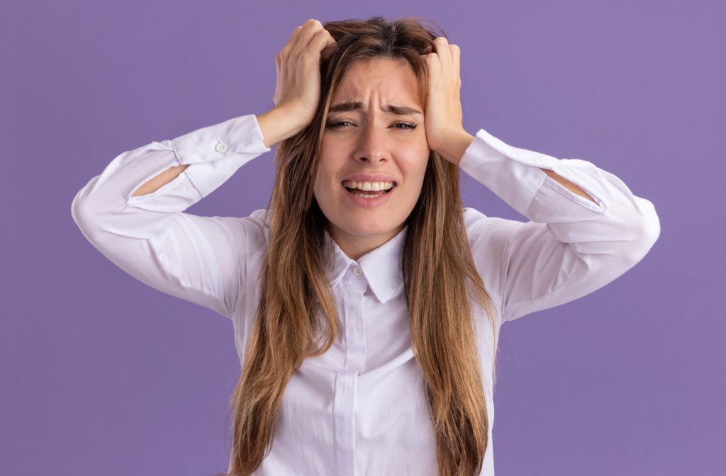 persona con estres tal vez causado po rdesequilibrio hormonal - person with stress perhaps caused by hormonal imbalance