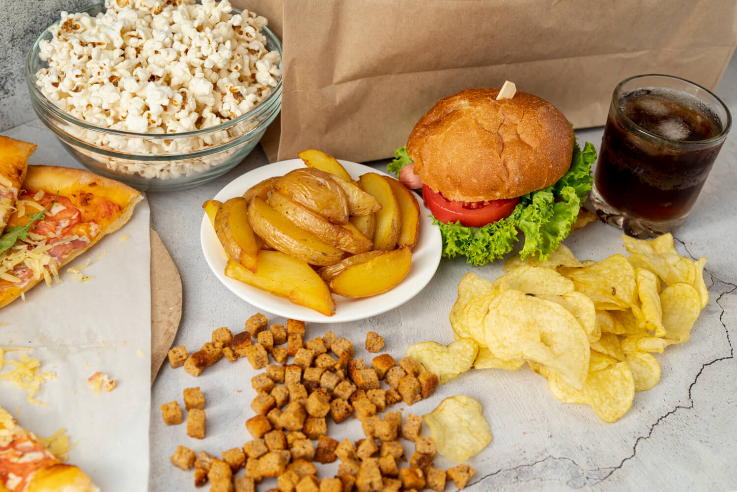 Foods that increase the risk of hypertension and diabetes