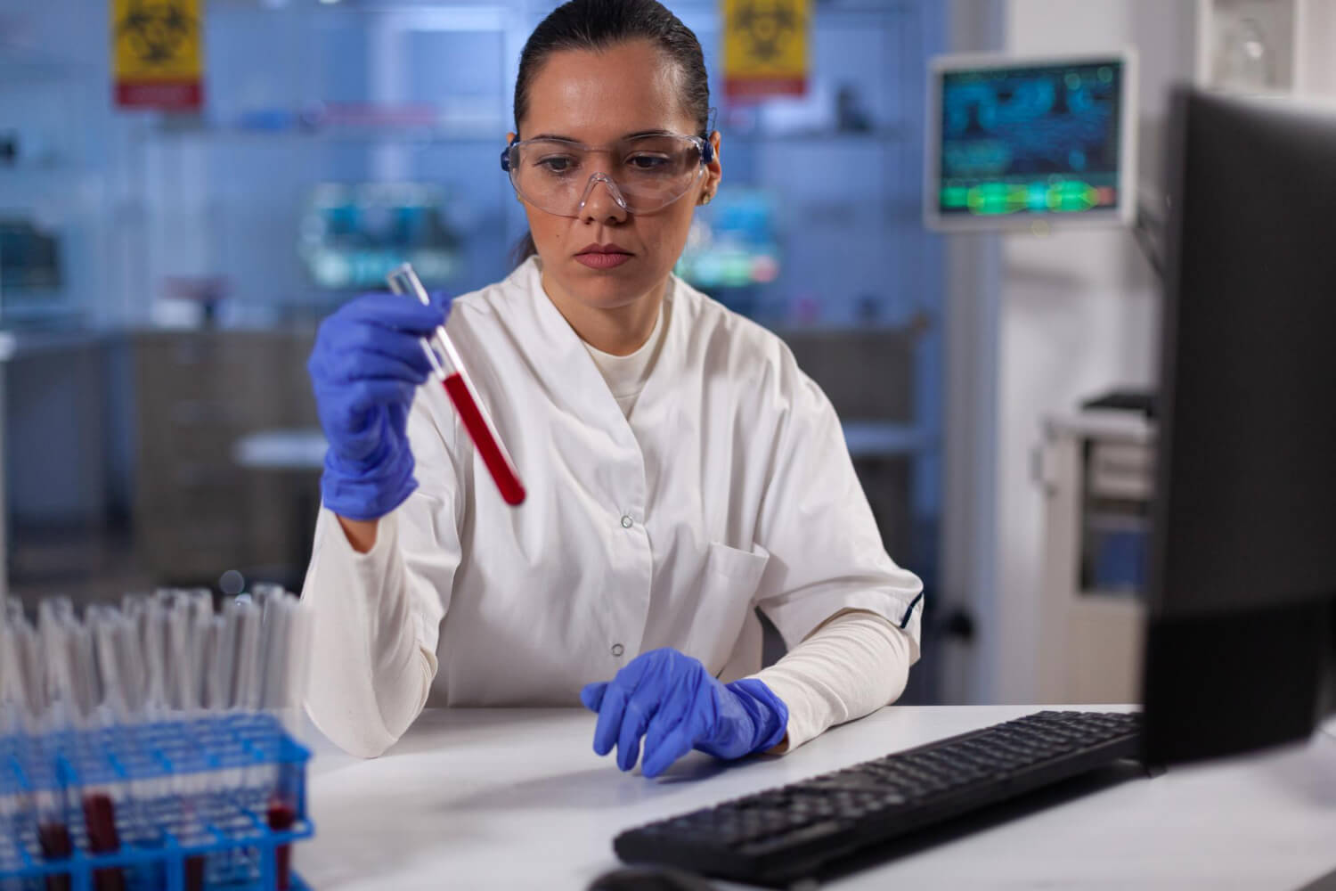 Análisis de hematología completa para evaluar defensas en laboratorio - Complete hematology analysis to evaluate immune system in laboratory